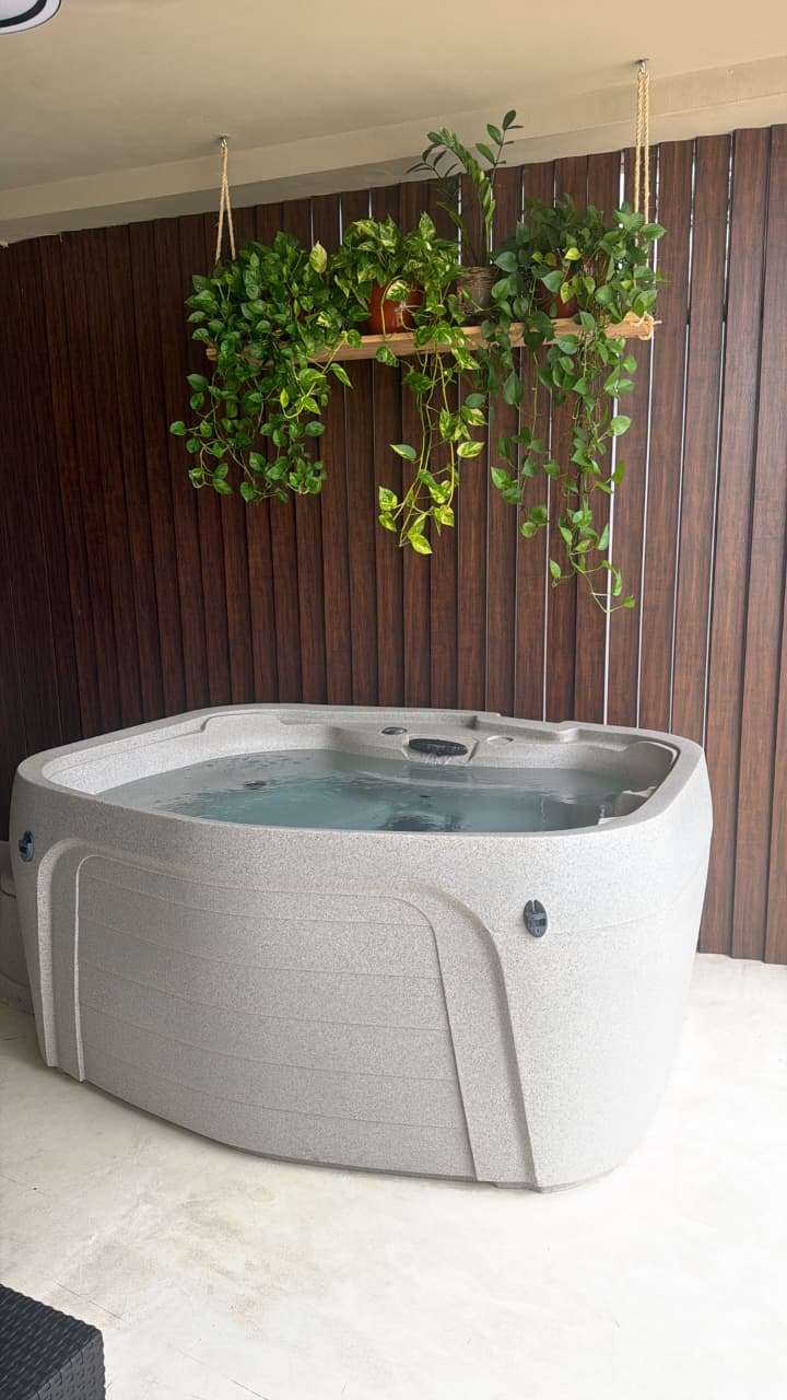 Jacuzzi
